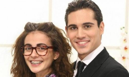 Μαρία η άσχημη: Ο Αλέξης προσπαθεί να επιβεβαιώσει το ότι η Μαρία δεν έχει δεσμό