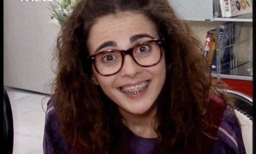 Μαρία η άσχημη: Ο Δημήτρης προτείνει στον Αλέξη να κάνει τη Μαρία να τον ερωτευθεί