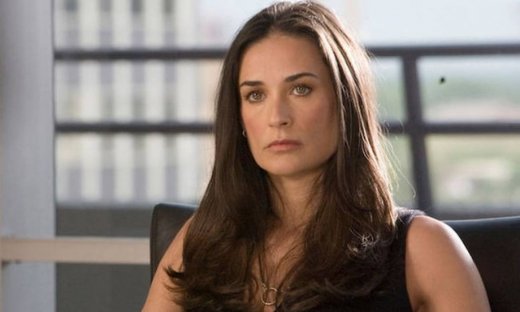 Demi Moore: Στα 54 της μοιάζει σαν αδελφή με τις κόρες της (photos)