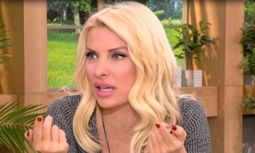 Ελένη: Δε φαντάζεστε γιατί την ξύπνησαν τα μεγάλα της παιδιά!