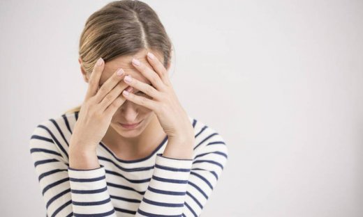 Κατάθλιψη: 5 σημάδια ότι είναι σοβαρή και πρέπει να ζητήσετε βοήθεια