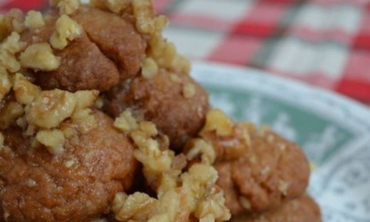 Η συνταγή για τέλεια μελομακάρονα