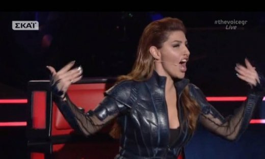 The Voice: Η Παπαρίζου πανηγυρίζει την πρόκριση της στον ημιτελικό και ο Καπουτζίδης την τρολάρει