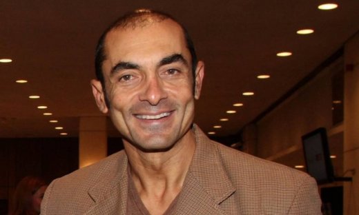 Αλέκος Συσσοβίτης: «Σίγουρα έχασα χρήµατα! Αλλά κέρδισα πολύ µεγαλύτερη αµοιβή µέσα από το θέατρο»