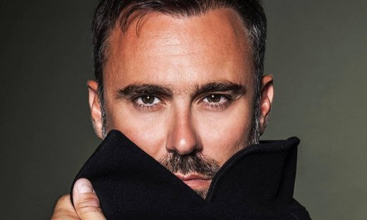 Γιώργος Καπουτζίδης: Δείτε με ποιον έβγαλε την πρώτη selfie του 2018