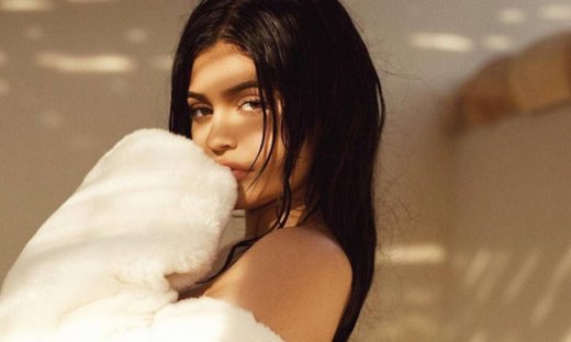 Βλέπουμε καλά; Η Ellen DeGeneres επιβεβαίωσε την εγκυμοσύνη της Kylie Jenner;