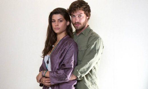 Βόμβα στο «Τατουάζ»: Χωρίζει ο Άλεξ και η Άννα;