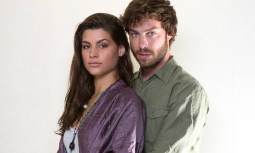 Το τατουάζ: Ο Άλεξ και η Άννα ανυπομονούν για τη μέρα που θα ζήσουν ελεύθεροι τον έρωτά τους