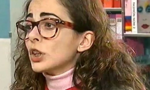 Μαρία η άσχημη: Ο Αλέξης αντιμετωπίζει την έξαλλη Μαρκέλλα για το περίφημο χαστούκι