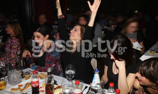 Η «Μαντάμ Σουσού» στα…μπουζούκια!