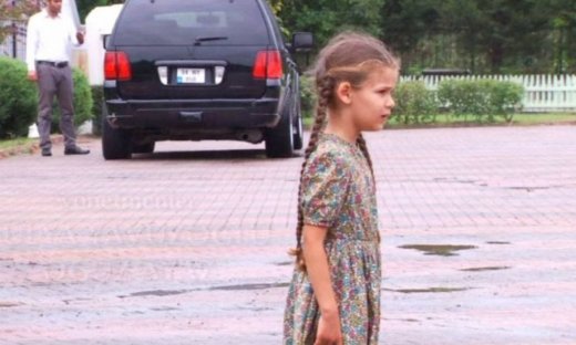 Elif: Η Ελίφ εξακολουθεί να είναι δυστυχισμένη στο κτήμα