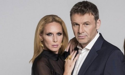 Εβελίνα Παπούλια: «Ο Απόστολος έχει πολύ χιούμορ!»