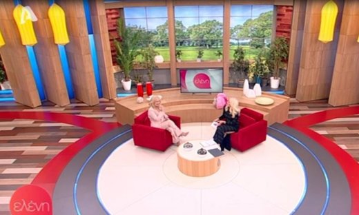 Ελένη: «Μπορώ να πω πόσο χρονών γράφουν ότι είσαι;» - Η αντίδραση της Νικολούλη