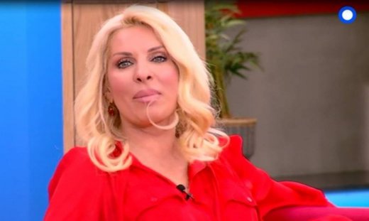 Φωτιά στα κατακόκκινα η Ελένη