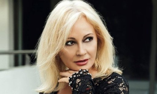 Νικολούλη:«Η απώλεια λαβώνει, πληγώνει, πονάει, αλλά παράλληλα δημιουργεί και μια ασπίδα προστασίας»