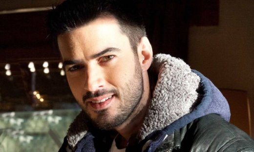 Γιάννης Τσιμιτσέλης: Ερωτευμένος με γνωστή κυρία της σόουμπιζ;