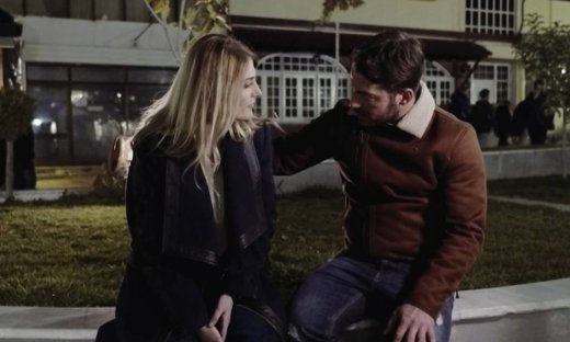 Το τατουάζ: Ο Στέφανος ζητάει από την Νικόλ να ξεκαθαρίσει πρώτα με τον γάμο της