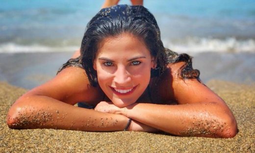 Γιατί όλοι έχουν ξετρελαθεί με τη Χριστίνα Μπόμπα;