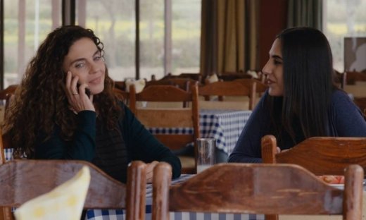 Το τατουάζ: Η Ελένη αποκαλύπτει στην Αφροδίτη ότι είναι έγκυος!