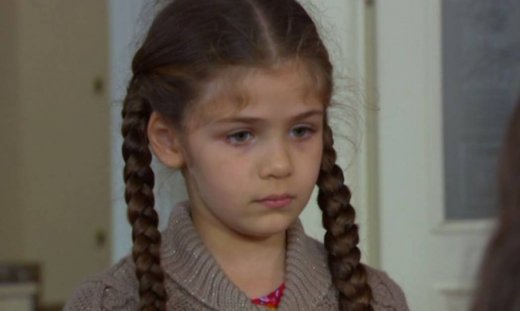 Elif: Η Τουγτσέ σκίζει το δώρο του Μελίχ