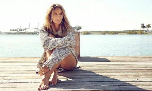H Elle Macpherson μοιράζεται μαζί μας το πιο φθηνό μυστικό για υπέροχο δέρμα