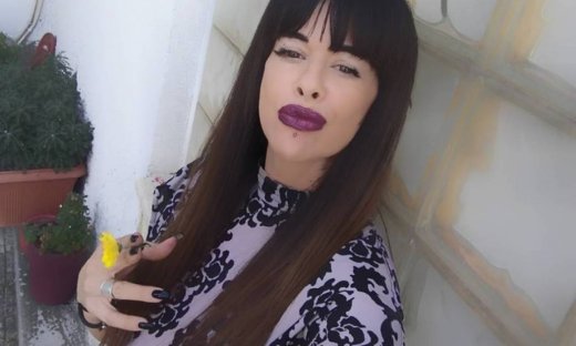 Θα πάθετε πλάκα με την κόρη της Ίνας Λαζοπούλου