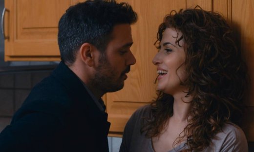 Το τατουάζ: Ο Τόνυ καταρρέει μετά από υπερβολική χρήση κοκαΐνης