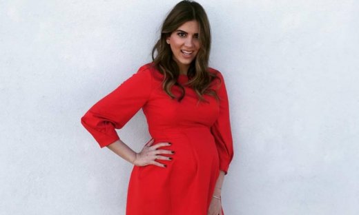 Σταματίνα Τσιμτσιλή: Νέες φωτογραφίες μέσα από το μαιευτήριο