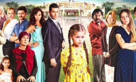 Elif: Ο Μουράτ καταφέρνει να το σκάσει από τη βεράντα