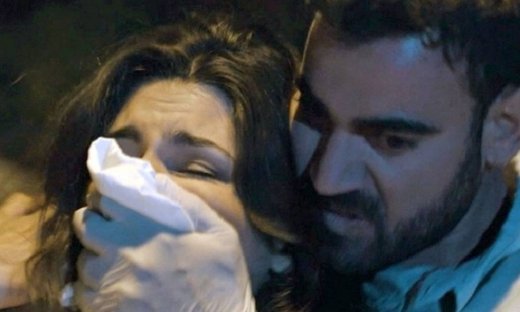 Το τατουάζ: Ο Ορφέας επιτίθεται με μαχαίρι στην Άννα