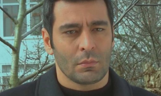 Elif: Ο Κενάν συναντάει τον Μελίχ και του εξομολογείται πως την πρώτη του γυναίκα την έλεγαν Μελέκ