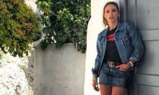 Διακοπές στη Μύκονο για την Αθηνά Οικονομάκου