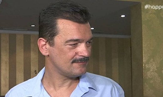 Ο Κωνσταντίνος Καζάκος την «είπε» σε δημοσιογράφο:  «Άστα αυτά τώρα… ξέρω πού το πας»