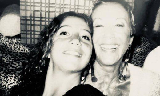 Συγκλονίζει η Μαρία Ελένη Λυκουρέζου «Μου λείπεις μανούλα. Πόσο θα ήθελα ένα ακόμα τηλεφώνημα»