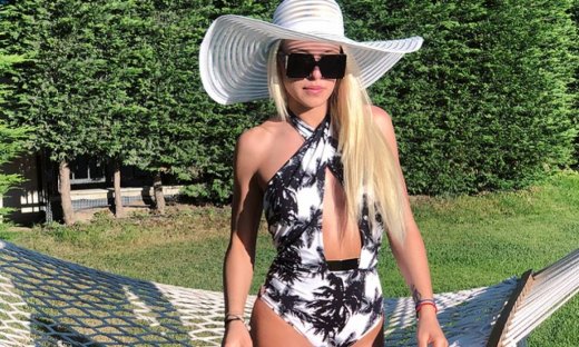 Power of love: Η Στέλλα Μιζεράκη έριξε το instagram με το αποκαλυπτικό μαγιό της