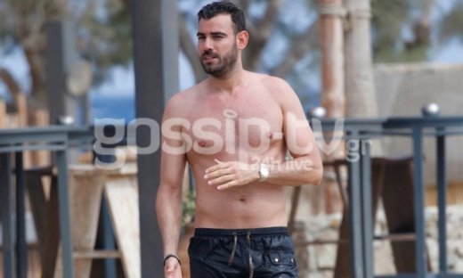 Από το «Τατουάζ» στην… Μύκονο ο Νίκος Πολυδερόπουλος