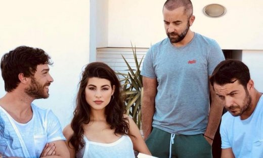 Τατουάζ: Τα γυρίσματα συνεχίζονται – Φωτό από τα παρασκήνια