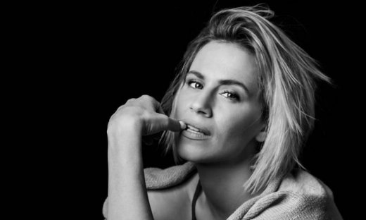 Αυτό είναι το κορμί της Νάντιας Μπουλέ με μαγιό