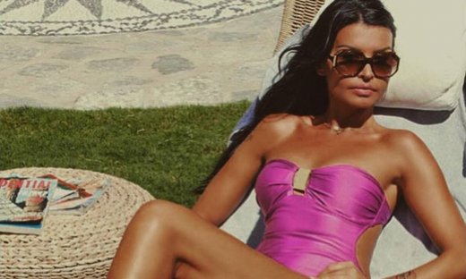 Αυτή είναι η κούκλα 13χρονη κόρη της Νίνας Λοτσάρη (pics)