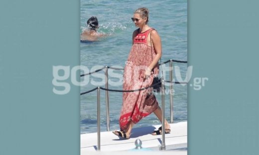 Στιλάτη στη Μύκονο η Kate Moss