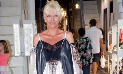 Σάσα Σταμάτη: Δεν αποχωρίζεται την Μύκονο