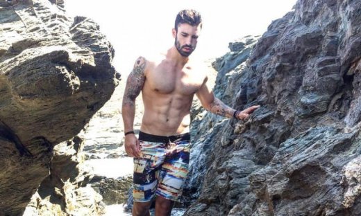 Ηλίας Γκότσης: «Δεν είχα ανέβει ποτέ ξανά σε αεροπλάνο…»