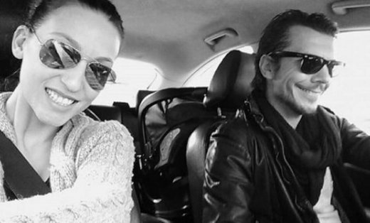 H Βανέσα Αδαμοπούλου φωτογραφίζει τα αγόρια της!