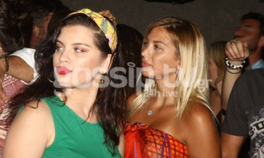 Δεν πάει ο νους σας ποια είναι δίπλα στην Σπυροπούλου