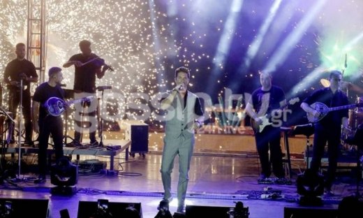 Νίκος Οικονομόπουλος: Πλήθος κόσμου στην συναυλία του στην Ρόδο