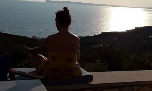 Η Βάνα Μπάρμπα είναι ζεν και μας στέλνει το μήνυμά της