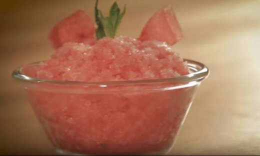 Γρανίτα με καρπούζι, τζίντζερ & δυόσμο