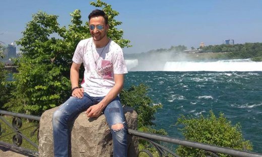 Πάνος Καλίδης: Η φωτογραφία με την οικογένειά του και το τρυφερό μήνυμα