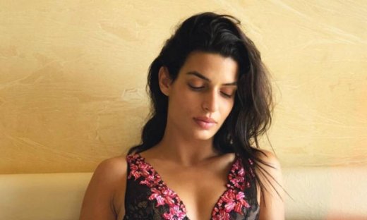 Η Τόνια Σωτηροπούλου μας κερνάει… καφέ