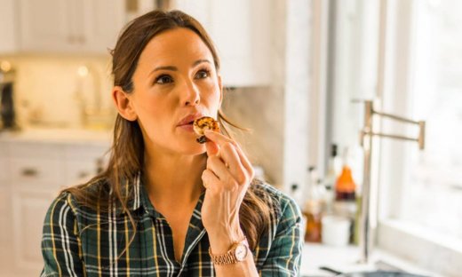 Η περιπέτεια της Garner με την κόρη της στην Σουηδία